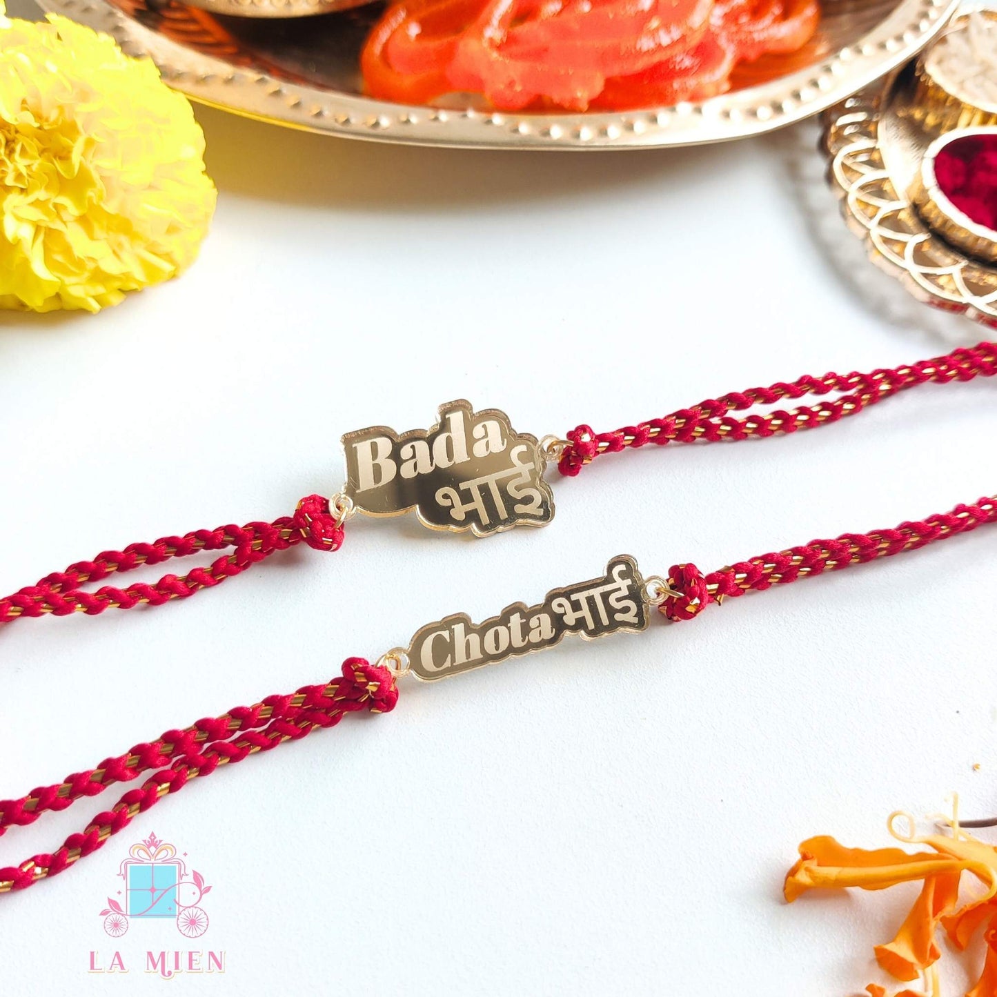 Bada Bhai / Chota Bhai Rakhi with Red or White Thread – Personalized Raksha Bandhan Bracelet