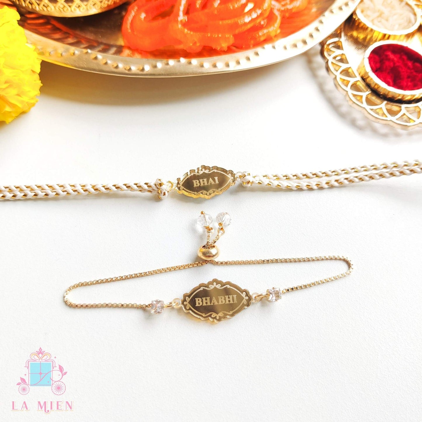Bhai Bhabhi Rakhi Set - Red/White Thread & Golden Chain
