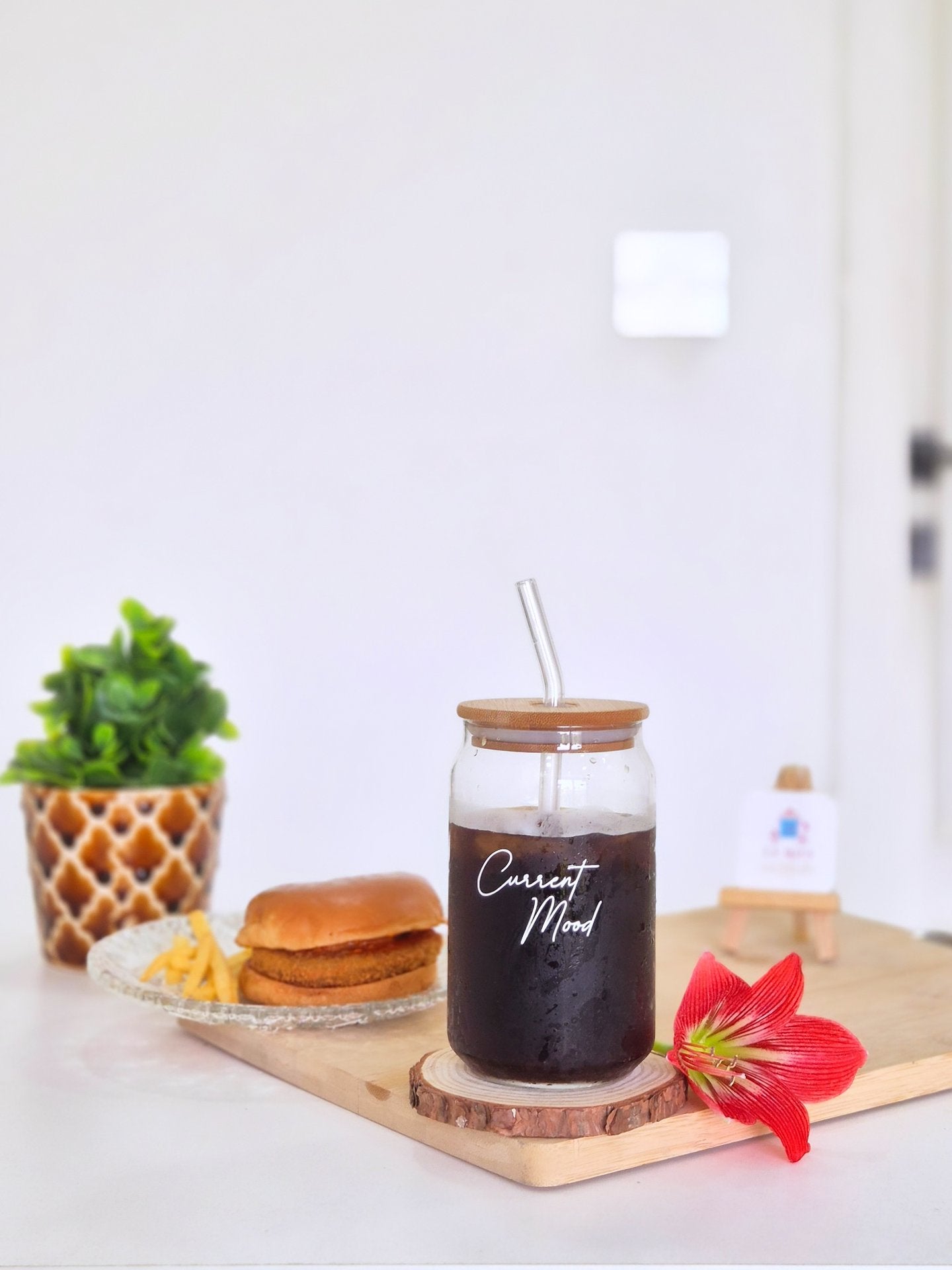 Current Mood - Can Glass Tumbler with Lid & Straw